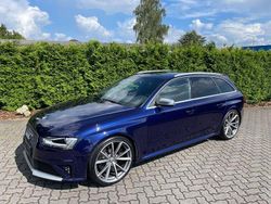 Blau Gebraucht 2015 Audi RS4 Exclusive Kombi | 32.690 € (Etwas zu teuer)