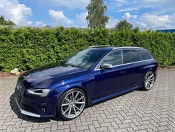 Blau Gebraucht 2015 Audi RS4 Exclusive Kombi | 35.499 € (Fairer Preis)