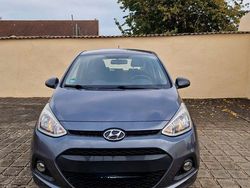 Grau Gebraucht 2014 Hyundai i10 Classic Kleinwagen | 5.499 € (Fairer Preis)