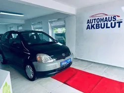 Schwarz Gebraucht 1999 Toyota Yaris Limousine | 2.350 € (Etwas zu teuer)