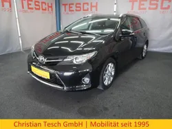 Schwarz Gebraucht 2014 Toyota Auris Touring Sports Life+ Kombi | 11.990 € (Fairer Preis)