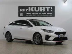 Deluxeweiss (metallic) Gebraucht 2021 Kia ProCeed Kleinwagen | 22.950 € (Fairer Preis)