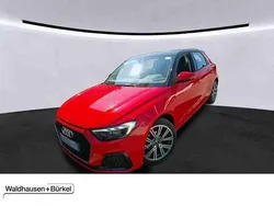 Rot Gebraucht 2022 Audi A1 Sportback Advanced Kleinwagen | 23.500 € (Etwas zu teuer)
