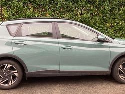 Grün Gebraucht 2022 Hyundai Bayon Select SUV | 13.750 € (Guter Preis)