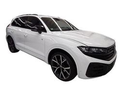 Oryxweiß perlmutteffekt Gebraucht 2025 VW Touareg Style SUV | 73.970 € (Etwas zu teuer)