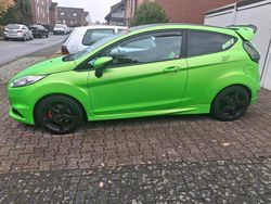 Grün Gebraucht 2014 Ford Fiesta ST Kleinwagen | 6.500 € (Fairer Preis)