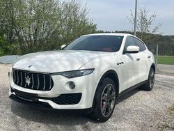 Weiß Gebraucht 2018 Maserati Levante SUV | 33.000 €