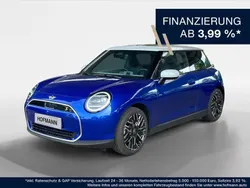 Blazing blue Neu 2024 Mini Cooper SE Favoured Kleinwagen | 38.424 €