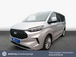 Silber Gebraucht 2024 Ford Tourneo Custom Titanium Van / Kleinbus | 57.900 €