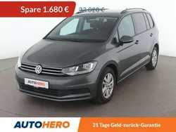 Indiumgrau Gebraucht 2019 VW Touran Comfortline Van / Kleinbus | 21.340 € (Guter Preis)