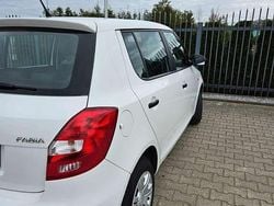 Gebraucht 2014 Skoda Fabia Active Kleinwagen | 4.800 € (Fairer Preis)