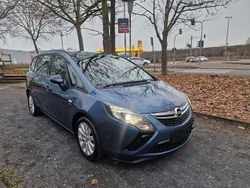 Blau Gebraucht 2013 Opel Zafira Tourer Active Van / Kleinbus | 3.999 € (Fairer Preis)