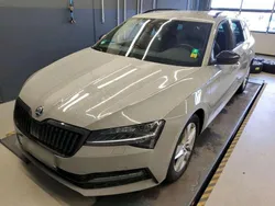 Steelgrau Gebraucht 2022 Skoda Superb SportLine Kombi | 24.600 € (Fairer Preis)