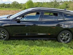 Schwarz Gebraucht 2019 Ford Focus ST-Line Kombi | 13.950 € (Fairer Preis)