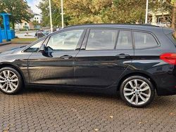 Schwarz Gebraucht 2016 BMW 218 Gran Tourer Van / Kleinbus | 12.500 € (Teuer)