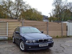Blau Gebraucht 2002 BMW 530 Exclusive Kombi | 11.950 €