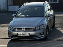 Silber Gebraucht 2016 VW Golf Sportsvan Allstar Van / Kleinbus | 13.600 € (Fairer Preis)