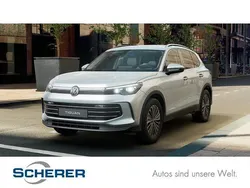 Oyster silvermetallic (metallic) Gebraucht 2024 VW Tiguan Elegance SUV | 38.990 € (Fairer Preis)