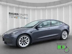 Grau Gebraucht 2022 Tesla Model 3 Long Range Limousine | 32.930 € (Fairer Preis)