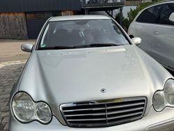 Silber Gebraucht 2005 Mercedes C200 Classic Limousine | 3.300 € (Fairer Preis)