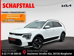 Weiss ((ud) schneeweiss) Gebraucht 2023 Kia e-Niro Inspiration SUV | 26.979 € (Guter Preis)