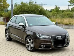 Braun Gebraucht 2011 Audi A1 Exclusive Kleinwagen | 5.900 € (Guter Preis)