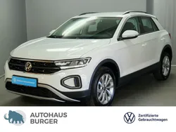Pure white Gebraucht 2024 VW T-Roc Life SUV | 25.990 € (Fairer Preis)