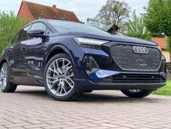Navarrablau metallic Gebraucht 2024 Audi Q4 e-tron S-Line SUV | 64.900 €