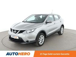 Grau Gebraucht 2017 Nissan Qashqai Acenta SUV | 14.090 € (Fairer Preis)