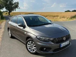 Grau Gebraucht 2017 Fiat Tipo Limousine | 7.290 € (Fairer Preis)