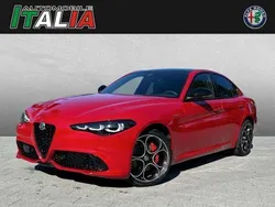 Grau Gebraucht 2024 Alfa Romeo Giulia Veloce Limousine | 53.490 €