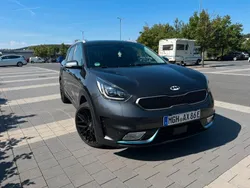 Grau Gebraucht 2018 Kia Niro Vision SUV | 16.500 € (Teuer)
