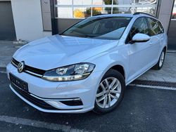 Weiß Gebraucht 2017 VW Golf VII Comfortline Kombi | 11.690 € (Etwas zu teuer)
