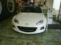 Arachneweiß metallic Gebraucht 2014 Mazda MX5 Sendo Cabrio | 19.970 €