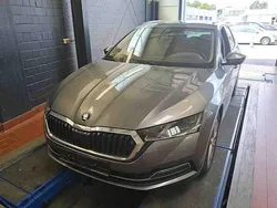 Graphitegrau metallic Gebraucht 2023 Skoda Octavia Style Kombi | 34.930 € (Fairer Preis)