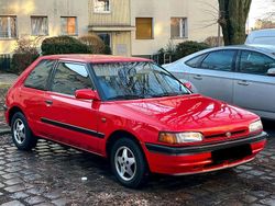 Rot Gebraucht 1992 Mazda 323 Kleinwagen | 3.250 €