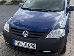 Blau Gebraucht 2007 VW Fox Kleinwagen | 2.700 €