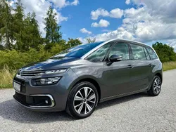Grau Gebraucht 2018 Citroën C4 SpaceTourer Van / Kleinbus | 17.500 €