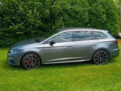 Grau Gebraucht 2018 Cupra Leon Limousine | 21.700 € (Guter Preis)