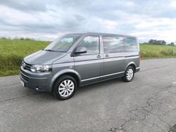 Grau Gebraucht 2011 VW T5 Comfortline Van | 24.990 €