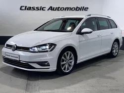 Weiß Gebraucht 2018 VW Golf VII Highline Kombi | 13.900 € (Guter Preis)