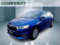 Raceblau metallic Gebraucht 2024 Skoda Fabia Selection Limousine | 17.440 € (Fairer Preis)