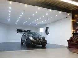 Schwarz Gebraucht 2011 Alfa Romeo Giulietta Turismo Kleinwagen | 7.997 € (Teuer)