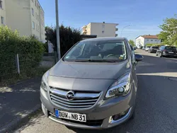 Gebraucht 2016 Opel Meriva drive Van / Kleinbus | 11.490 € (Etwas zu teuer)