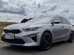 Silber Gebraucht 2018 Kia Ceed Sportswagon Kombi | 13.900 € (Fairer Preis)