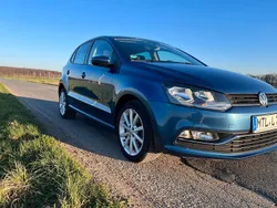 Blau Gebraucht 2016 VW Polo Highline Kleinwagen | 9.950 € (Guter Preis)