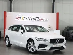 Weiß Gebraucht 2020 Volvo V60 Momentum Kombi | 26.444 € (Fairer Preis)