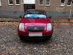 Rot Gebraucht 2004 Citroën C2 Kleinwagen | 1.850 €