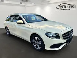 Hellelfenbein unilack Gebraucht 2019 Mercedes E220 Kombi | 7.590 € (Fairer Preis)
