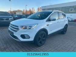Weiß Gebraucht 2018 Ford Kuga Trend SUV | 11.700 € (Guter Preis)